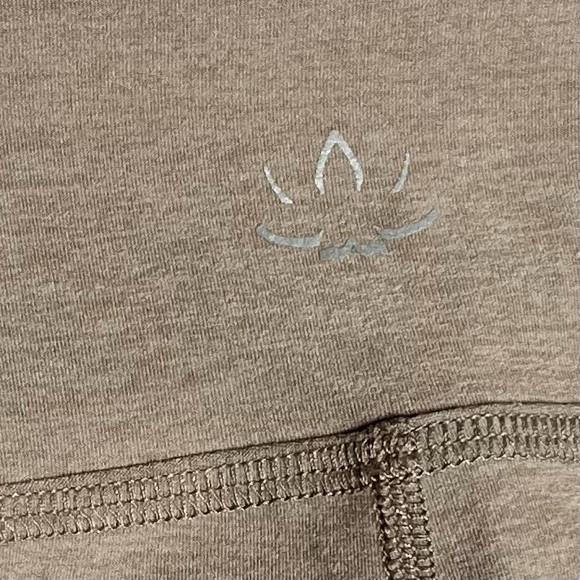 Beyond Yoga Spacedye Retro Cropped Pants Sz L In Birch Heather Gym Women EUC - Picture 3 of 9